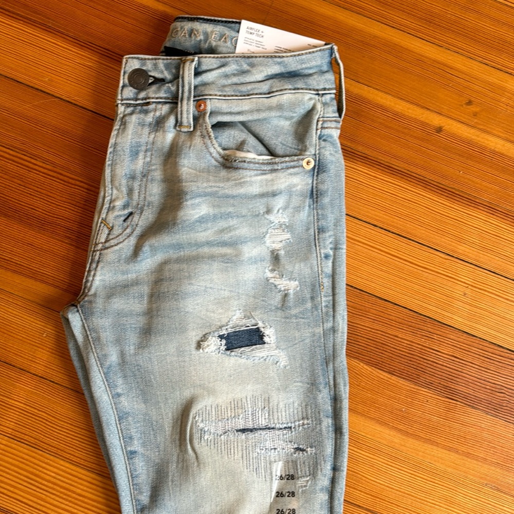 NWT Boys Blue Jeans. 26x28 American Eagle